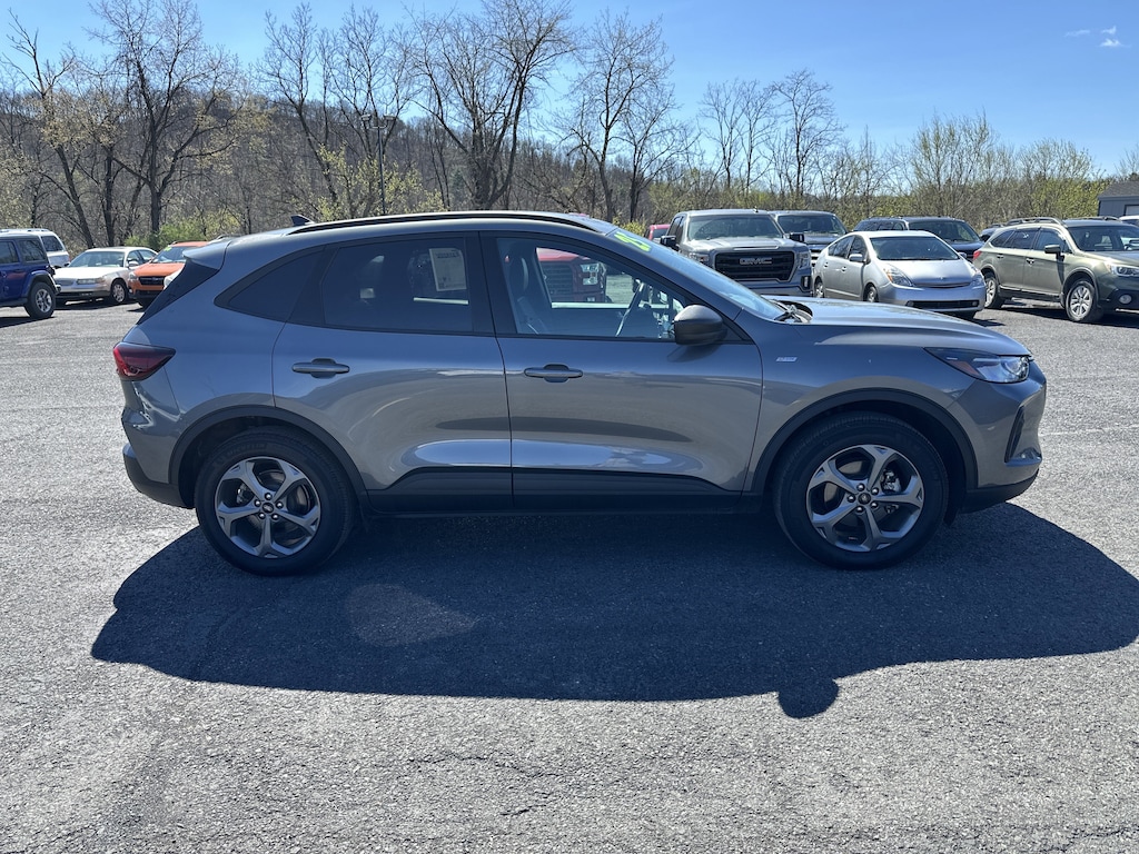 Used 2025 Ford Escape ST-Line SUV