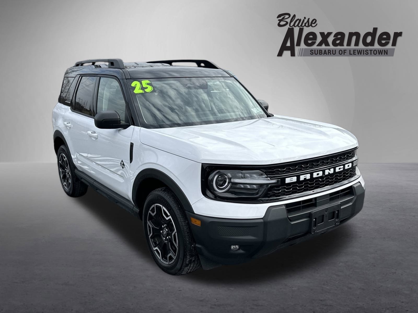 2025 Ford Bronco Sport Outer Banks's photo