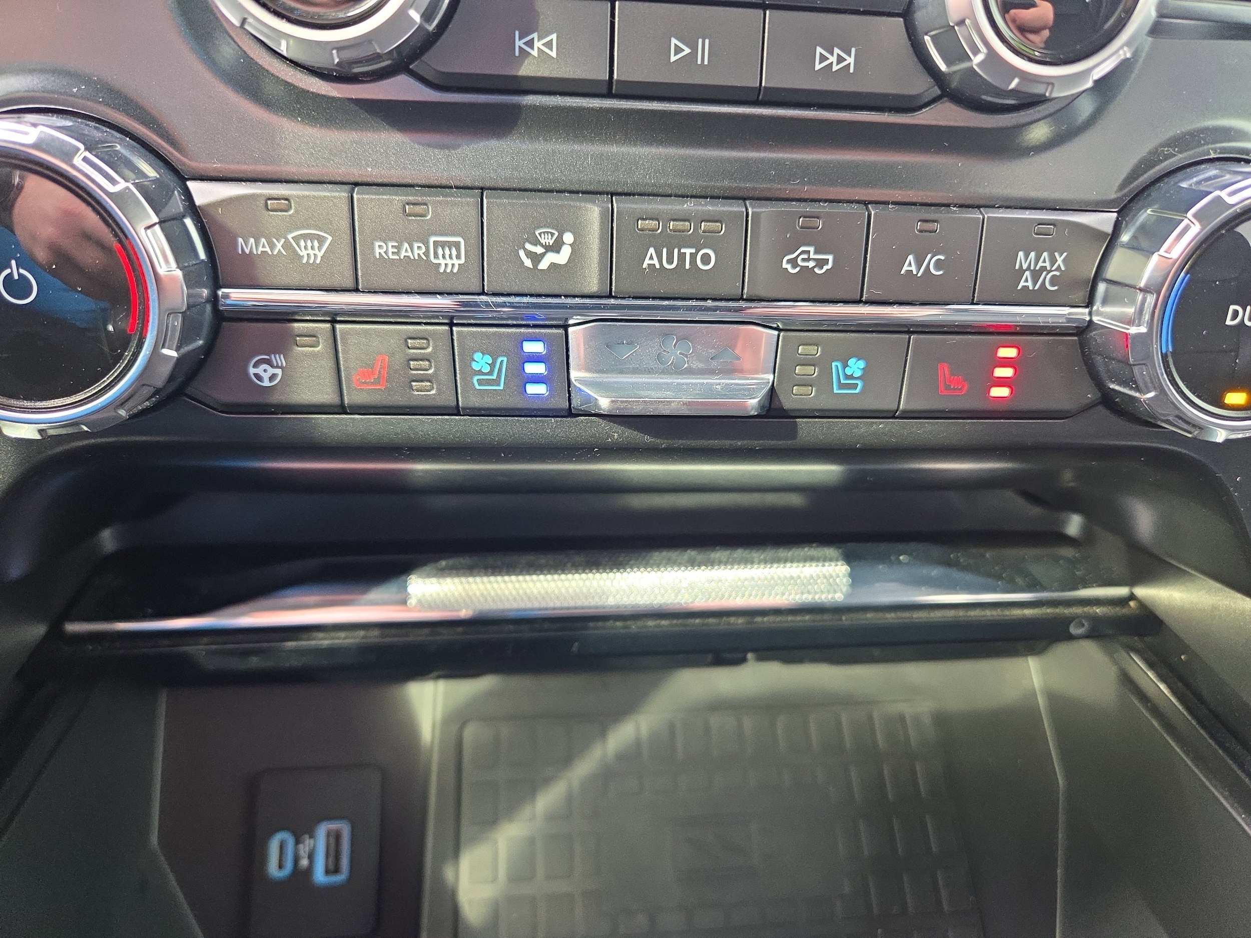 2022 Ford F-150 Lariat - Photo 28