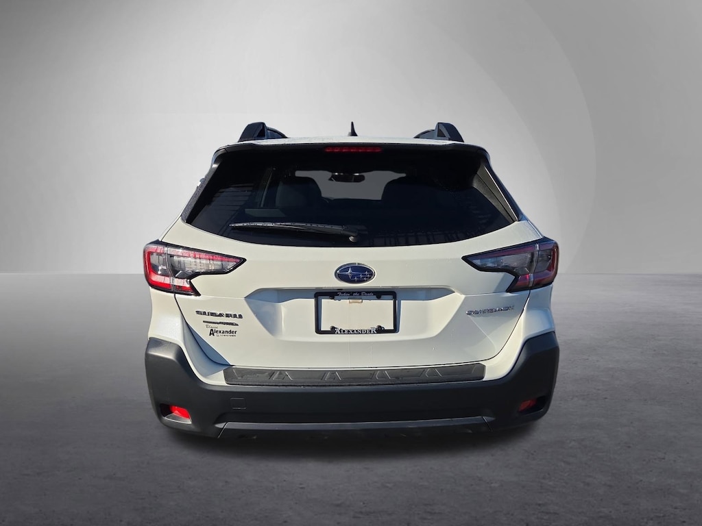 Used 2021 Subaru Outback Limited SUV