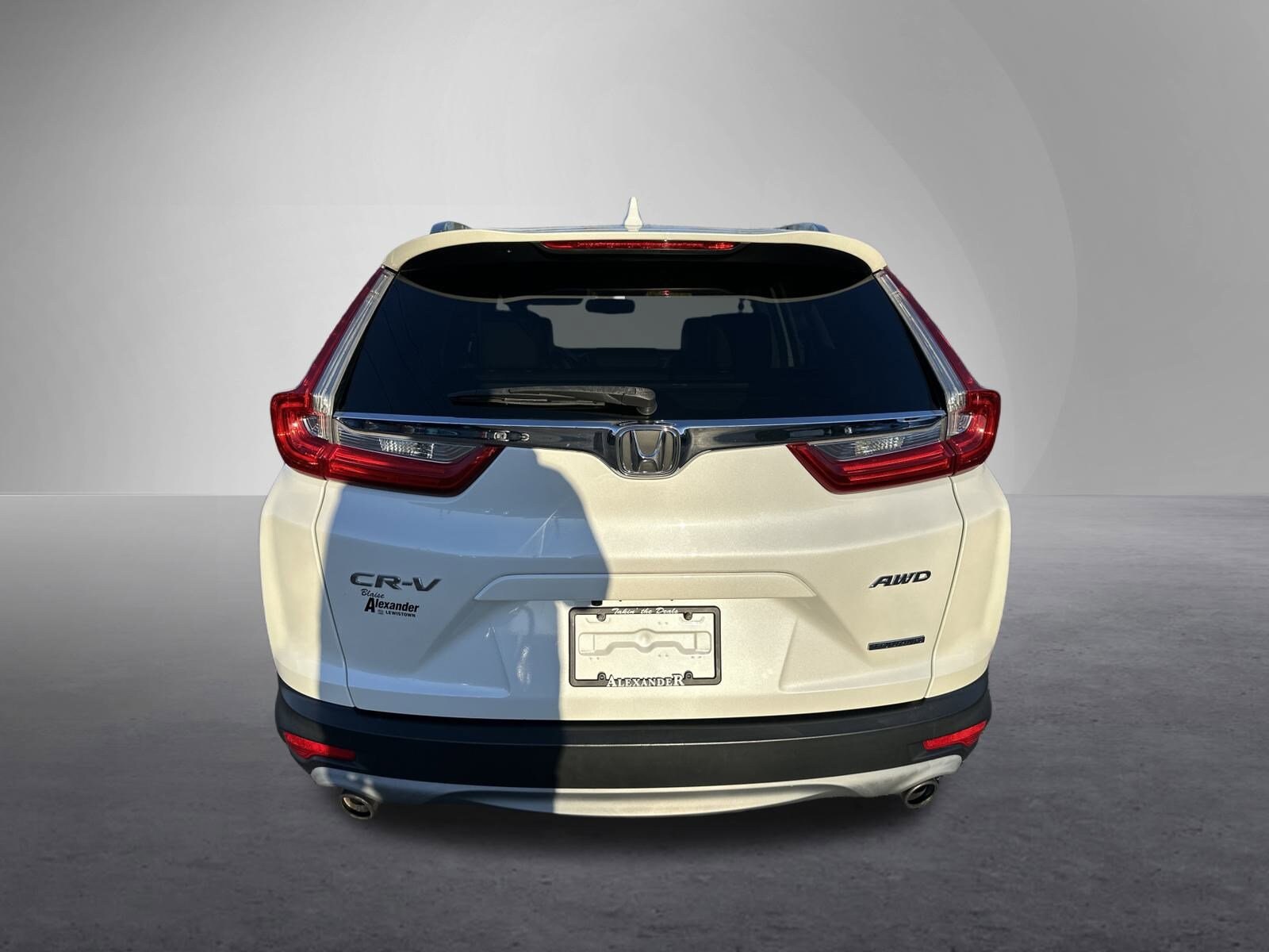 2018 Honda CR-V Touring photo 4