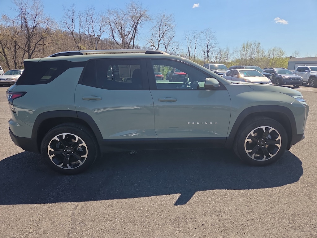 Used 2025 Chevrolet Equinox LT SUV