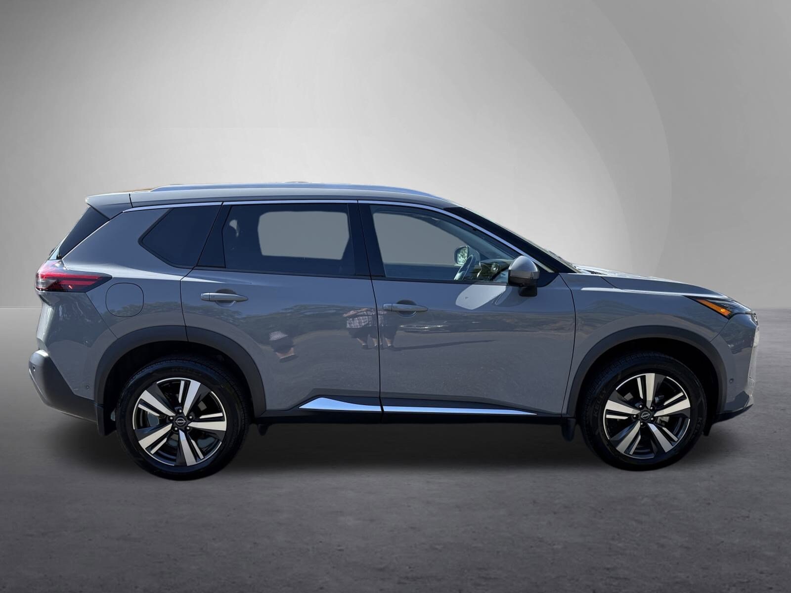 2022 Nissan Rogue AWD SL photo 2