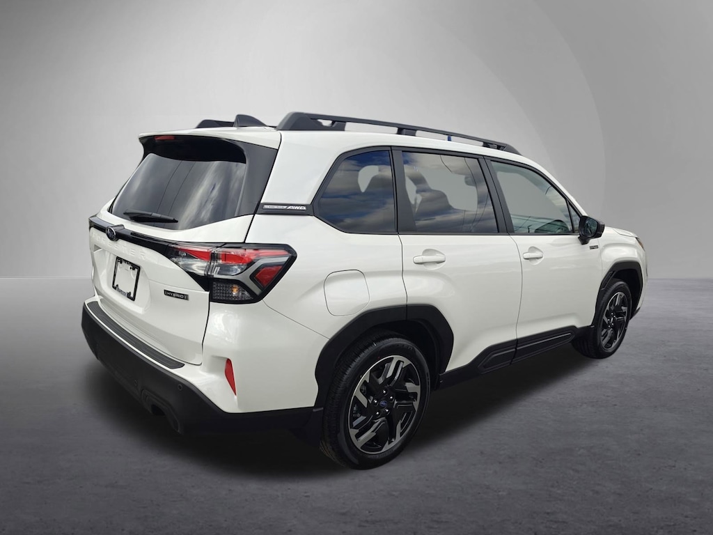 New 2025 Subaru Forester Hybrid Limited SUV