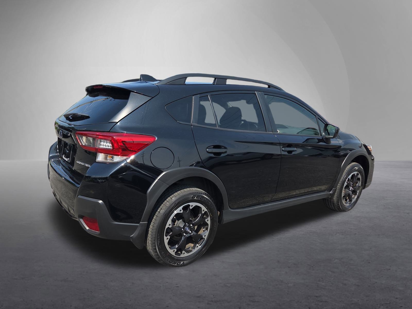 2023 Subaru Crosstrek Premium photo 2
