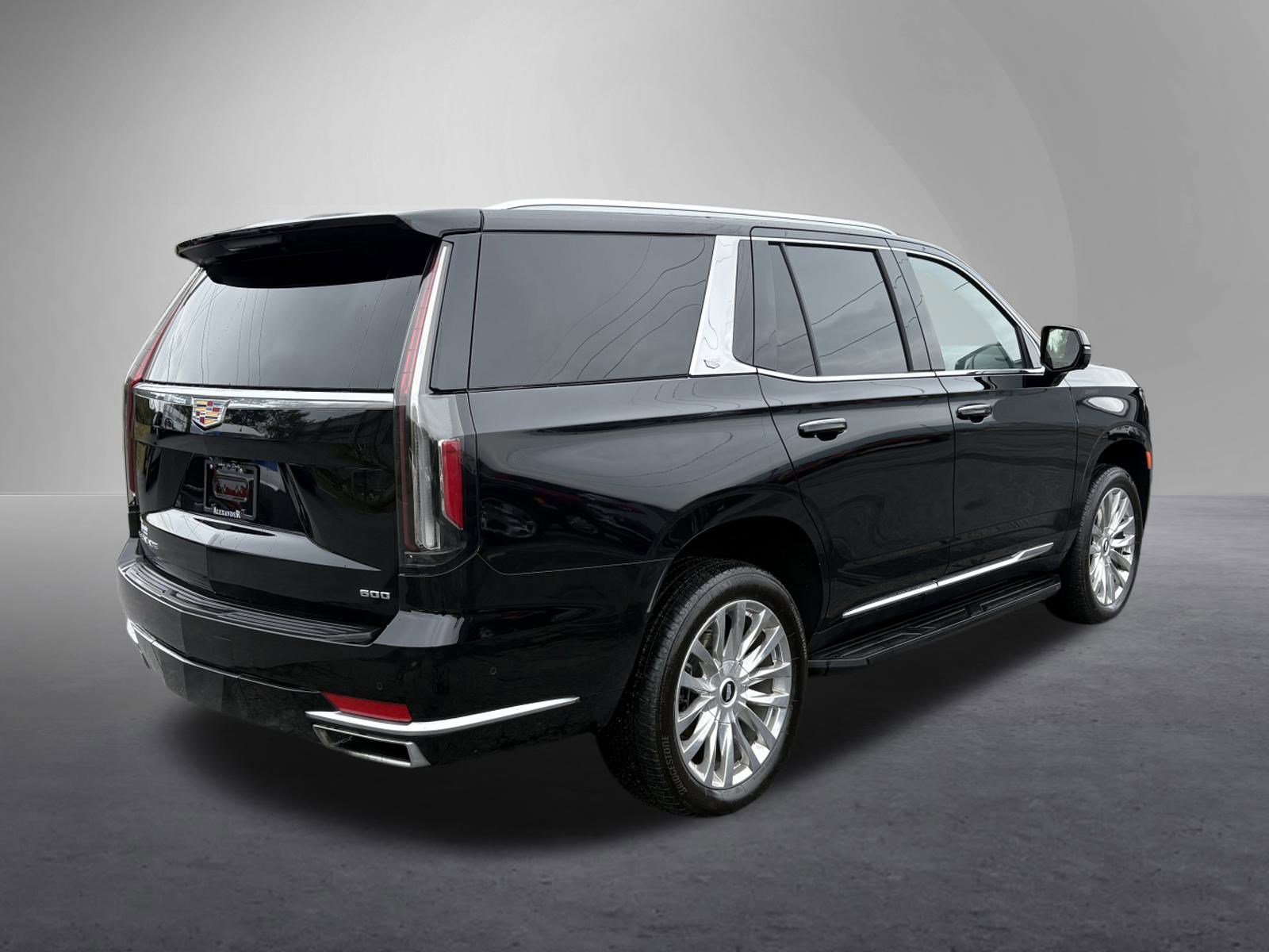 2023 Cadillac Escalade Premium Luxury photo 3