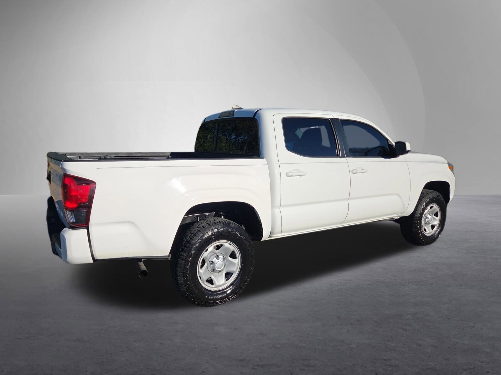 2018 Toyota Tacoma SR photo 3