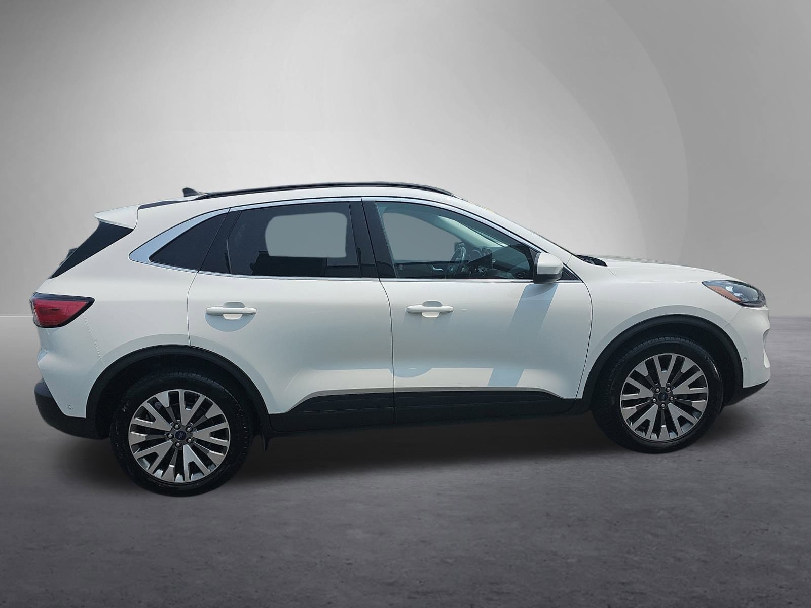 Used 2021 Ford Escape Titanium with VIN 1FMCU9J9XMUA58646 for sale in Burnham, PA