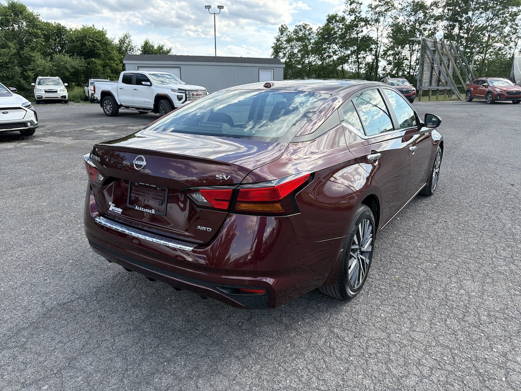 Used 2023 Nissan Altima 2.5 SV Sedan
