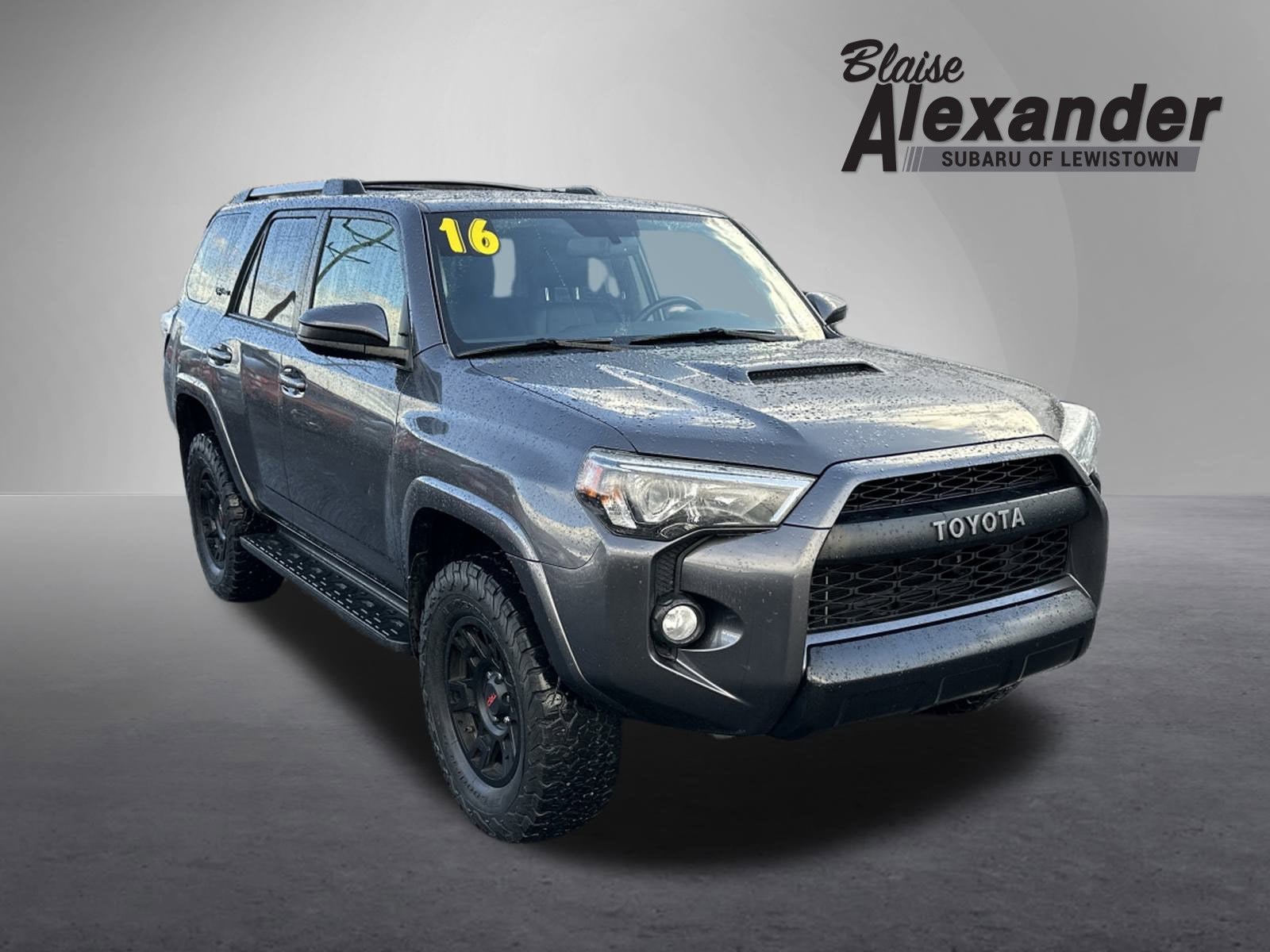 2016 Toyota 4Runner TRD Pro's photo