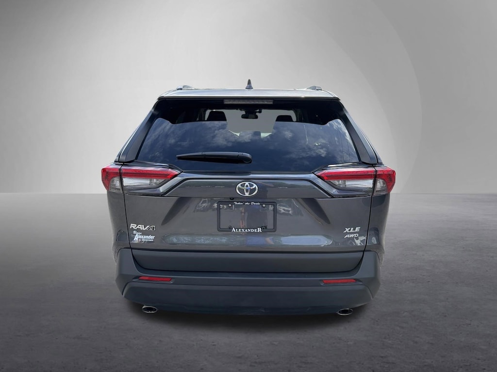 Used 2024 Toyota RAV4 XLE SUV