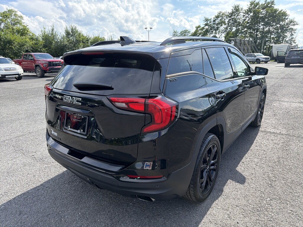 Used 2020 GMC Terrain SLT SUV