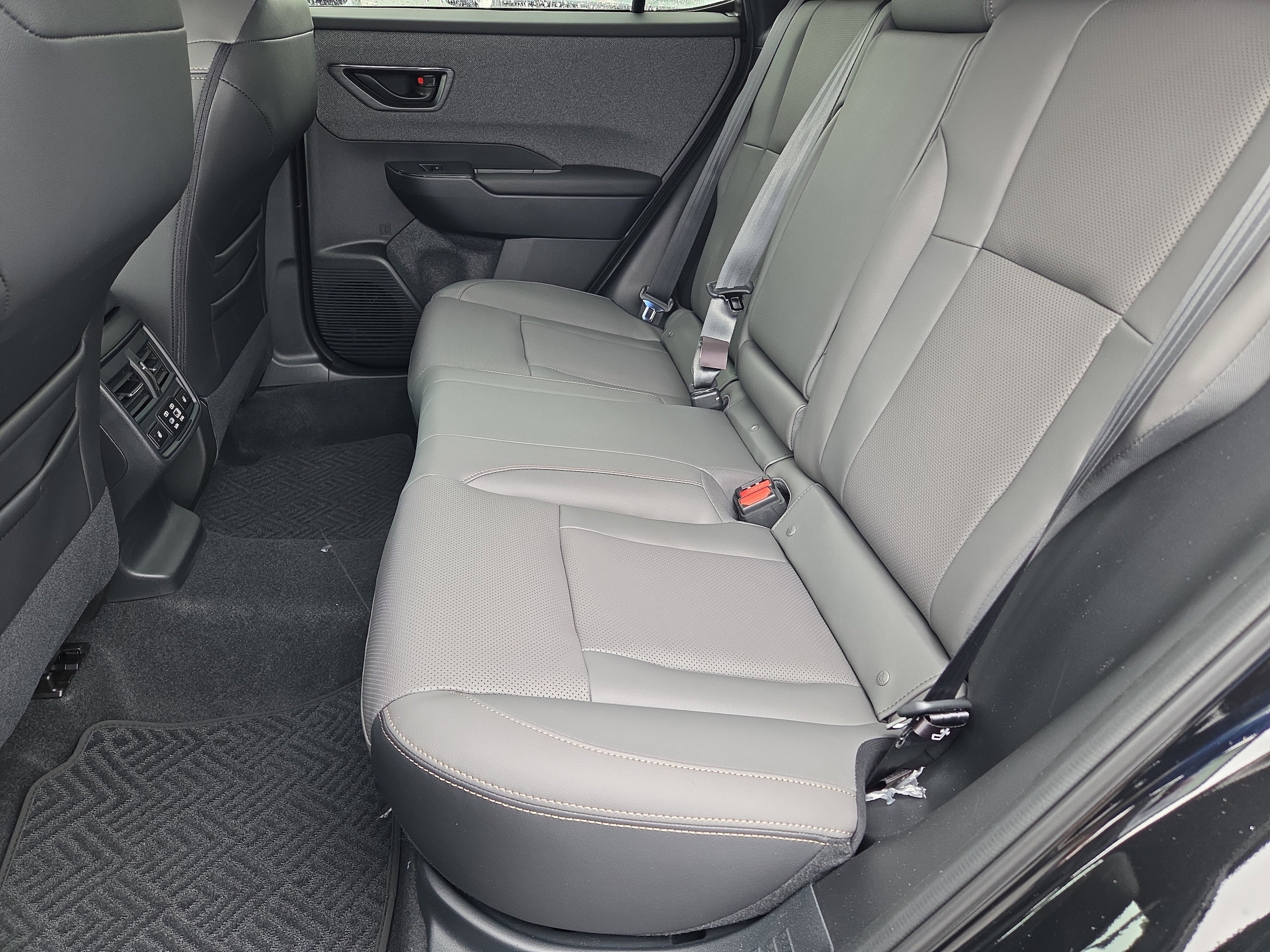 2026 Subaru Outback Limited - Photo 13