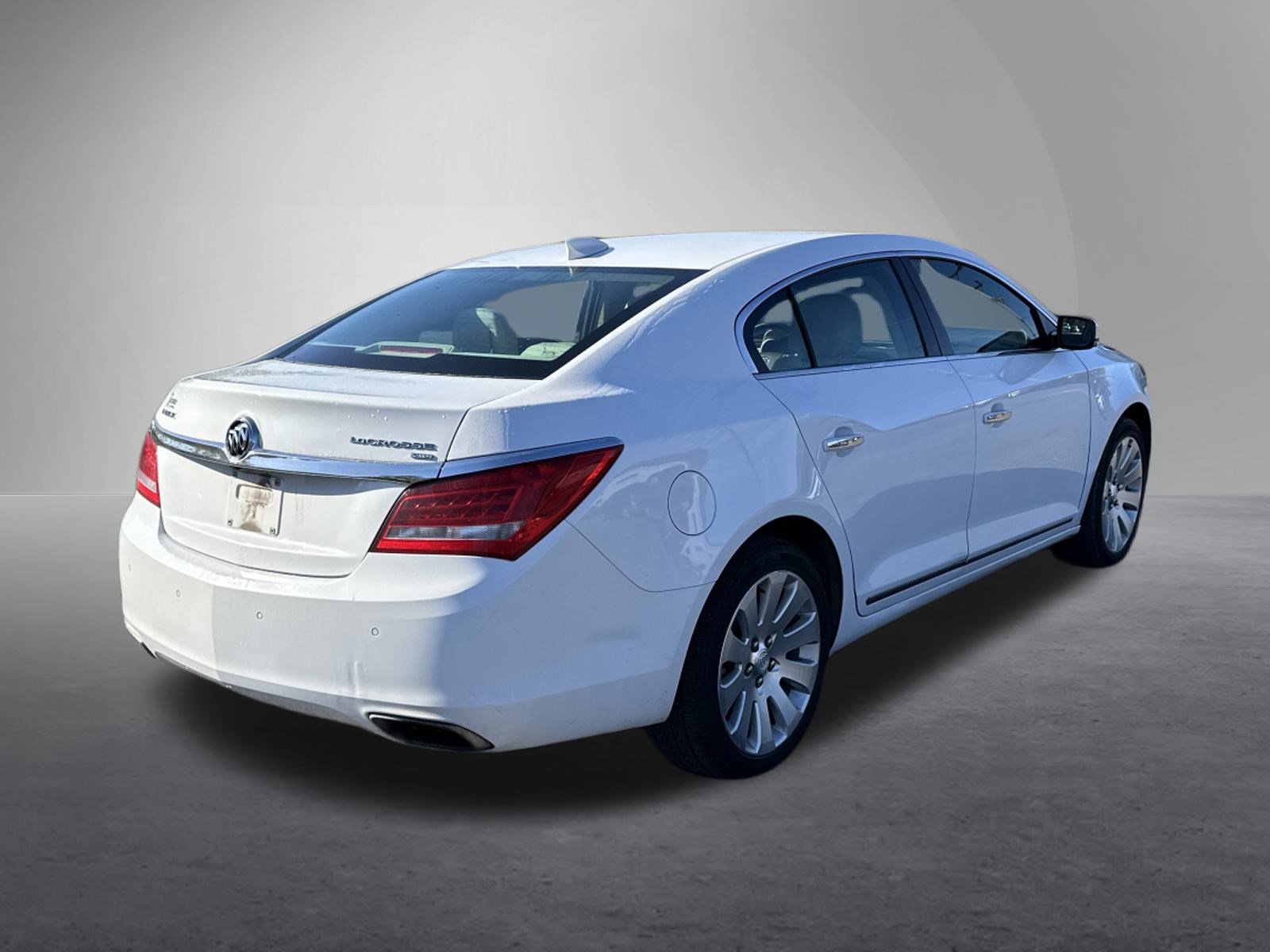 2016 Buick LaCrosse Leather photo 2