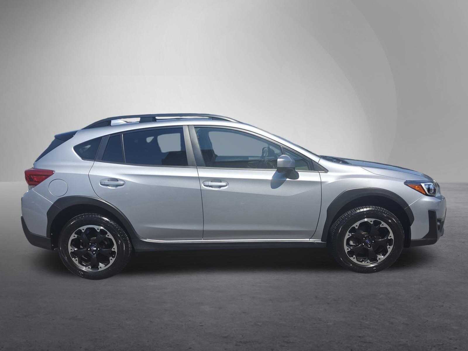 2023 Subaru Crosstrek Premium photo 2