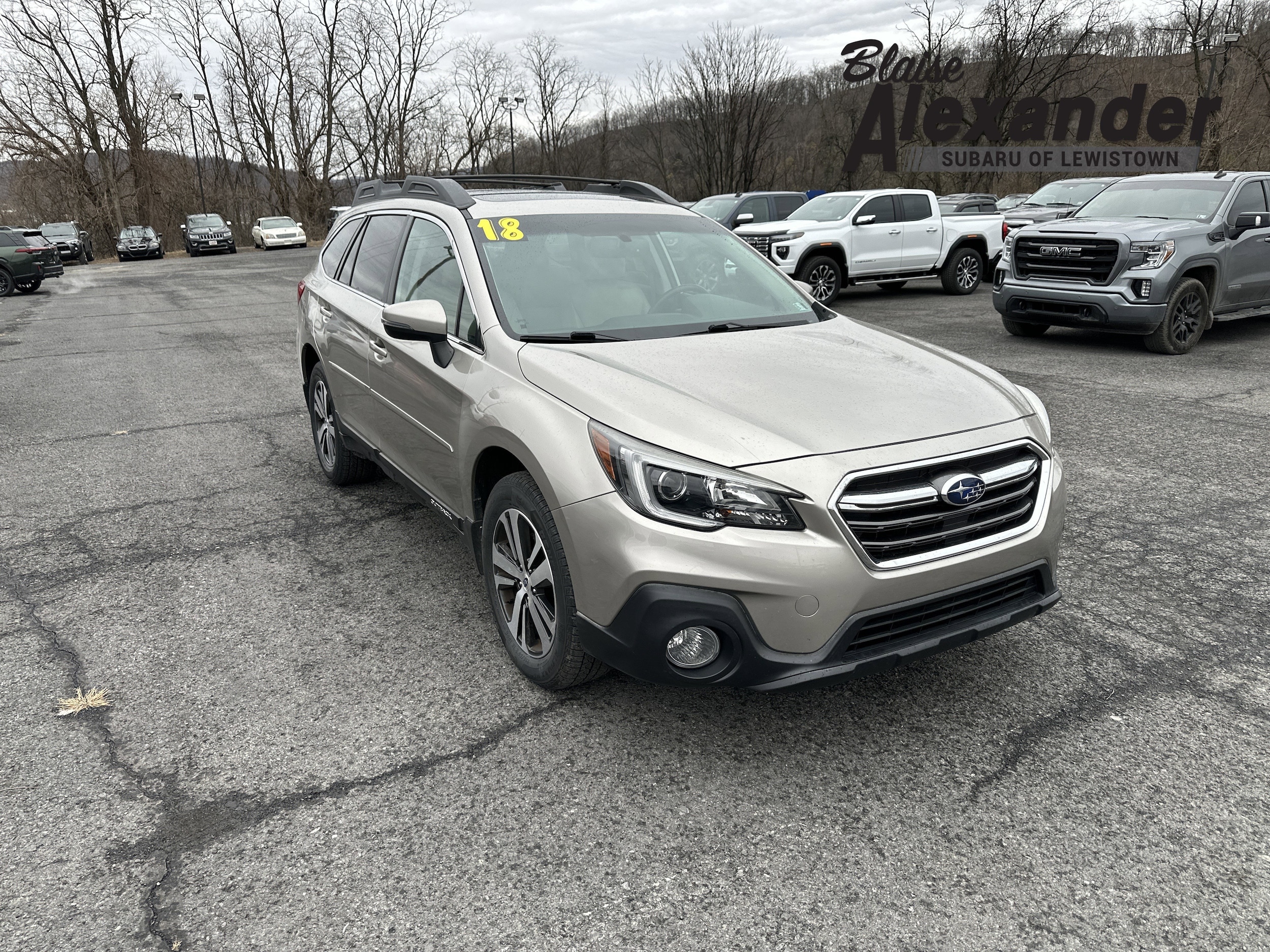 2018 Subaru Outback Limited's photo