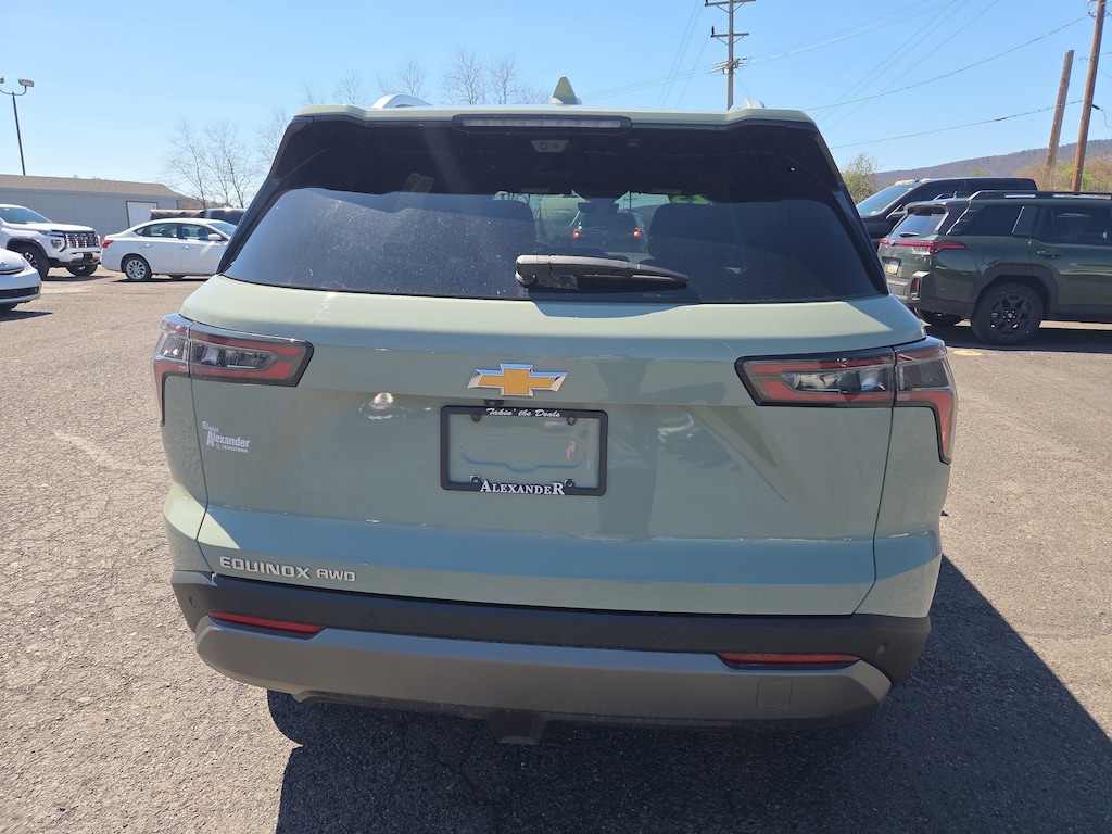 Used 2025 Chevrolet Equinox LT SUV