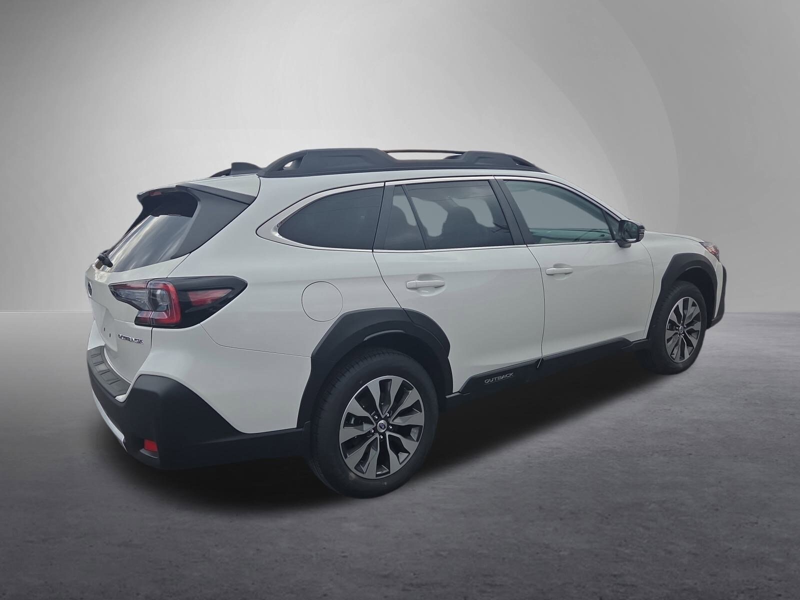 2025 Subaru Outback Limited photo 3