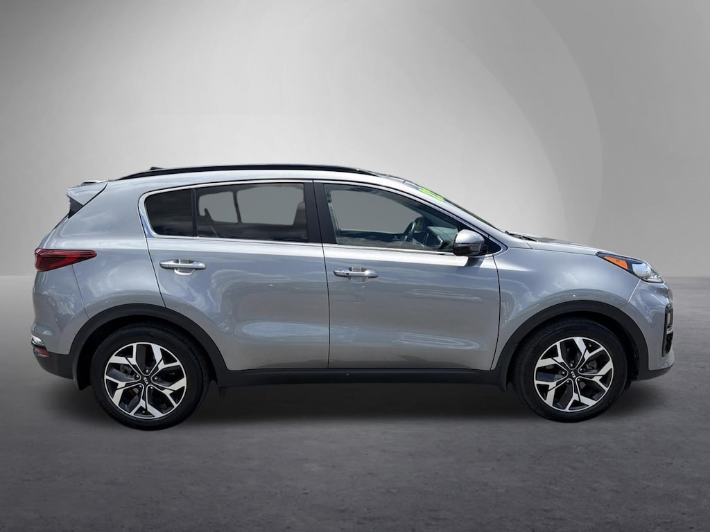 Used 2022 Kia Sportage EX SUV