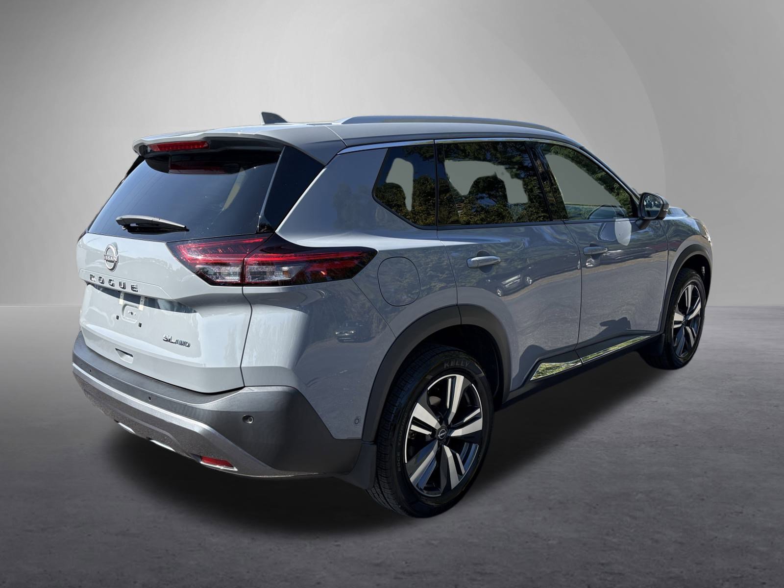 2022 Nissan Rogue AWD SL photo 3