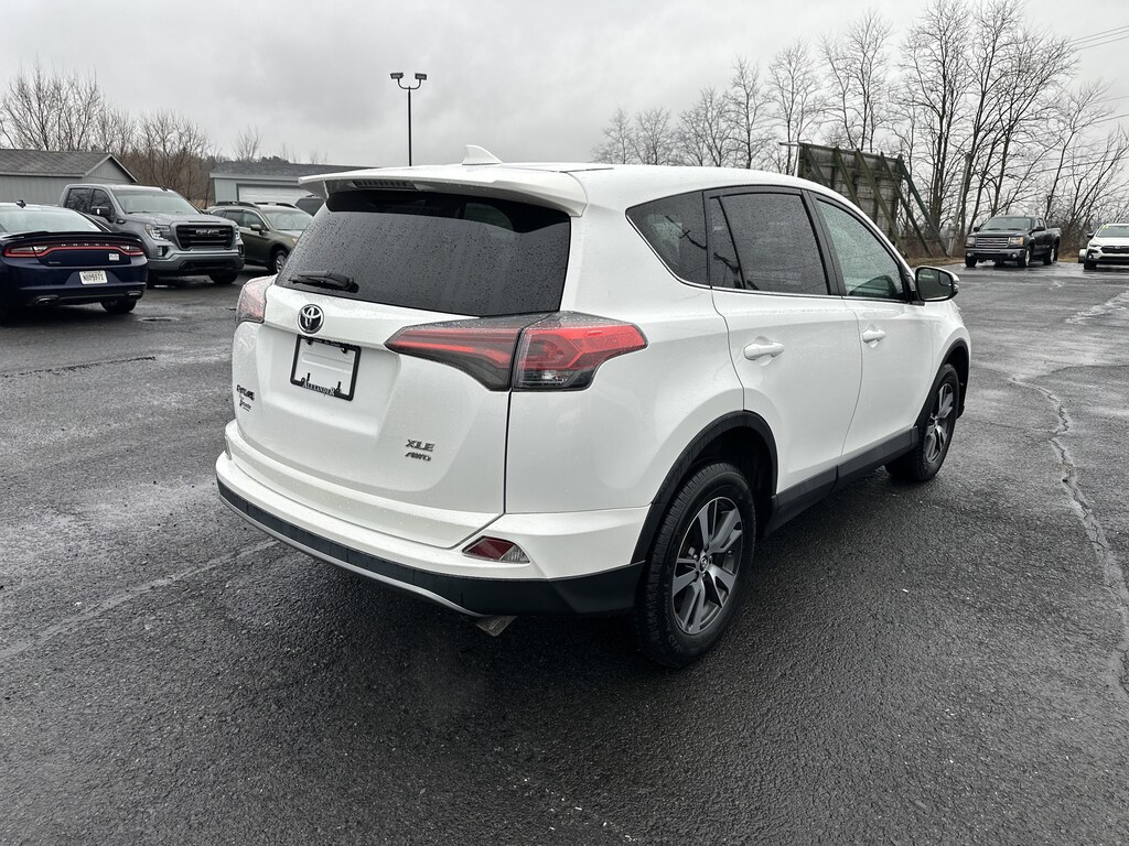 Used 2018 Toyota RAV4 XLE SUV