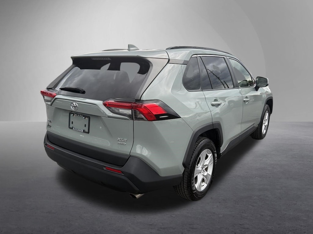 Used 2019 Toyota RAV4 XLE SUV