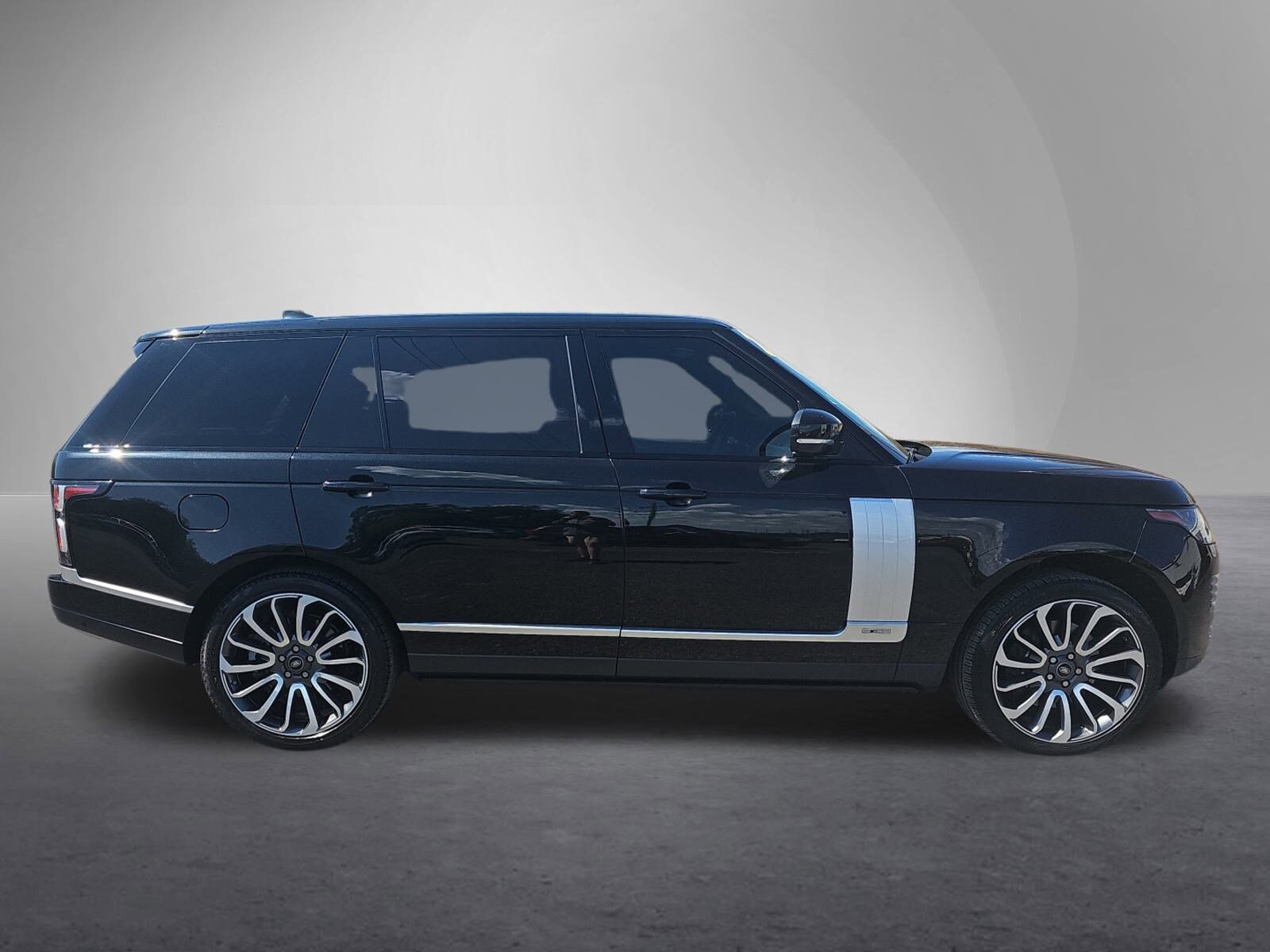 2021 Land Rover Range Rover P525 HSE HSE Westminster Edition photo 2