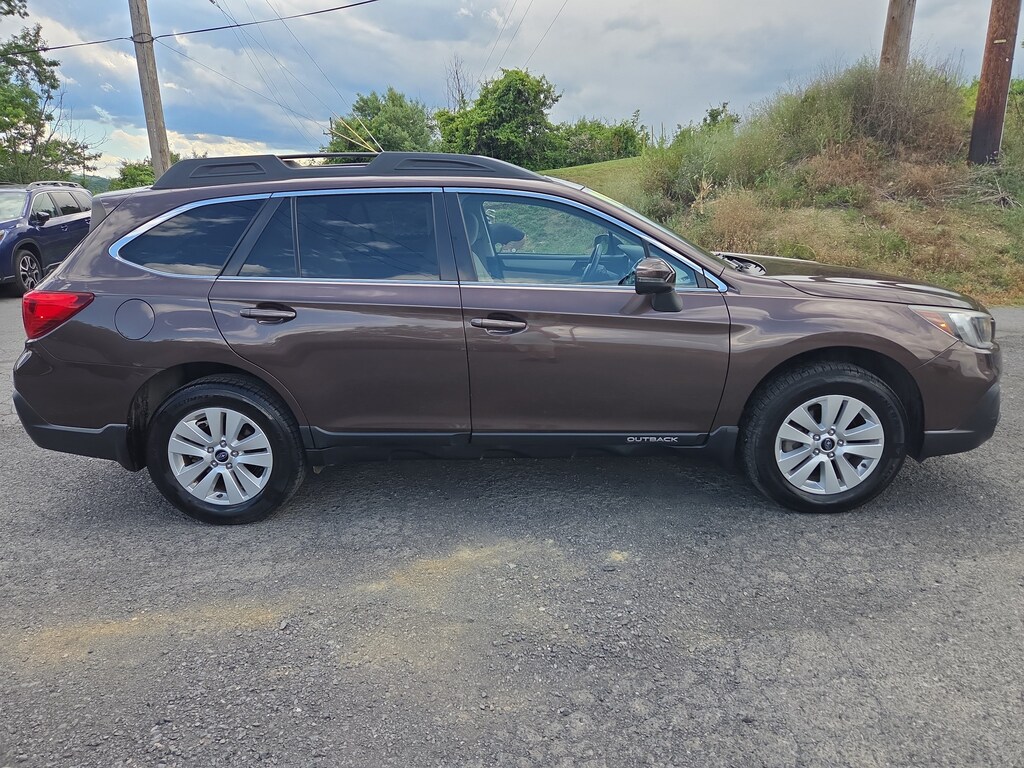 Used 2019 Subaru Outback 2.5i Premium SUV