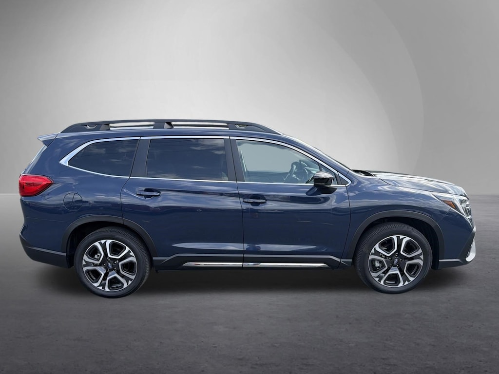 Used 2025 Subaru Ascent Limited 7-Passenger SUV