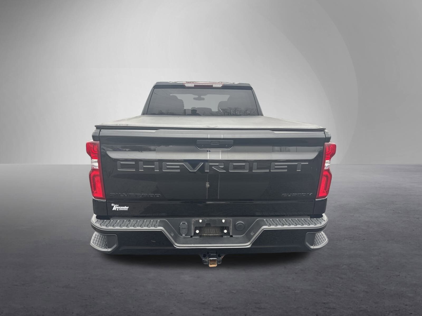 2021 Chevrolet Silverado 1500 Custom photo 4