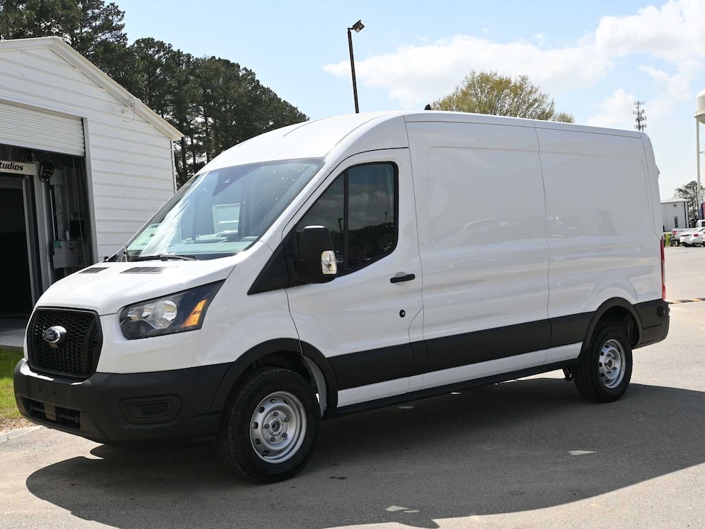 New 2025 Ford Transit T-250 148 Med Rf 9070 GVWR RWD