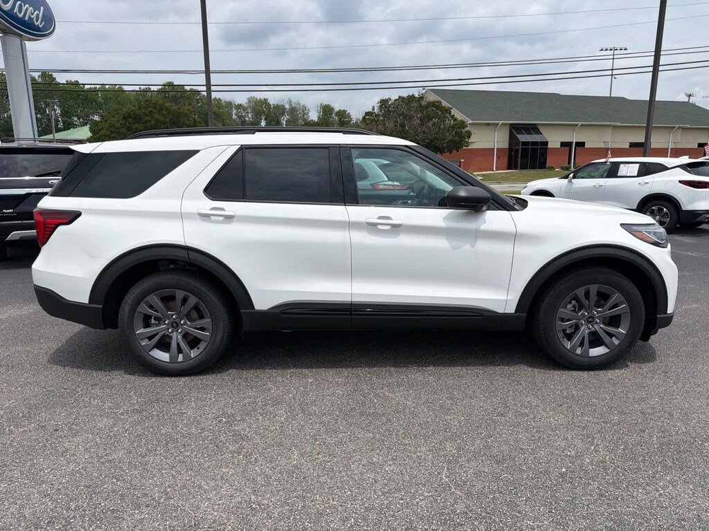 New 2026 Ford Explorer Active w/200A Pkg 4WD