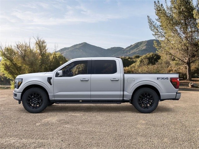 2025 Ford F-150 Lariat photo 3