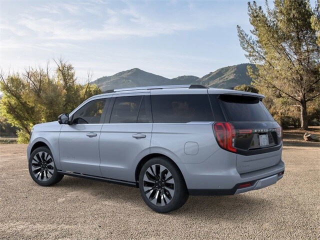 2025 Ford Expedition Platinum photo 3