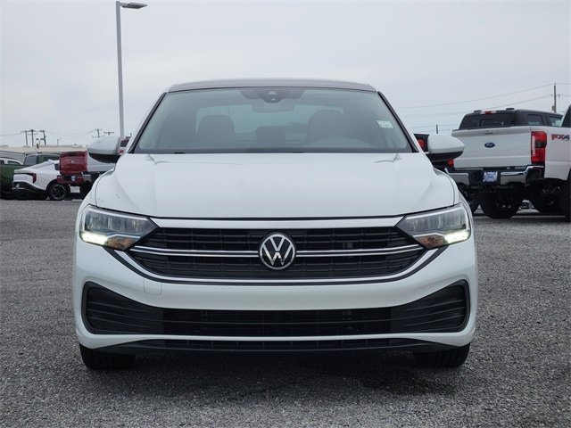 3VW7M7BU7NM001935