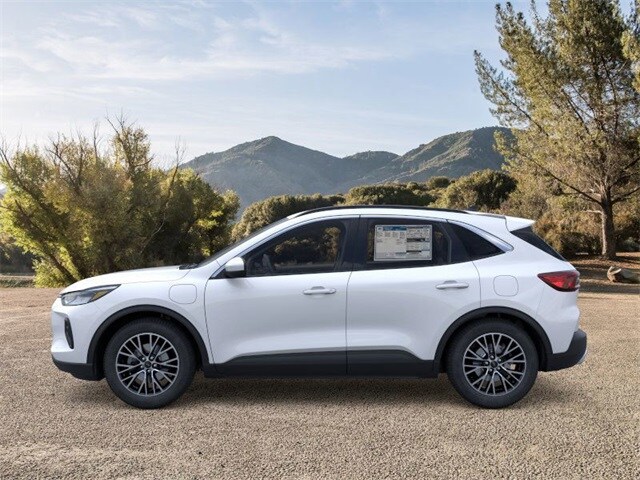 2025 Ford Escape Base photo 3