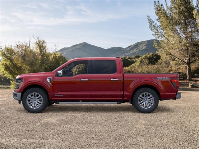 2025 Ford F-150 XLT photo 3