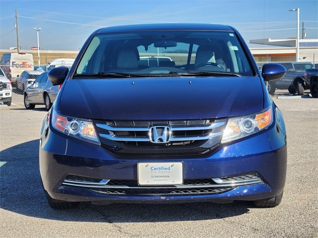 Used 2016 Honda Odyssey SE with VIN 5FNRL5H31GB158160 for sale in Denison, TX