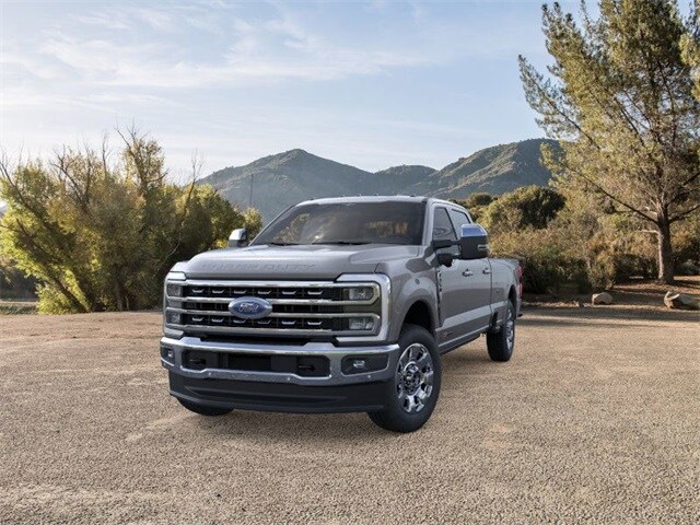 2026 Ford F-350 Lariat photo 2