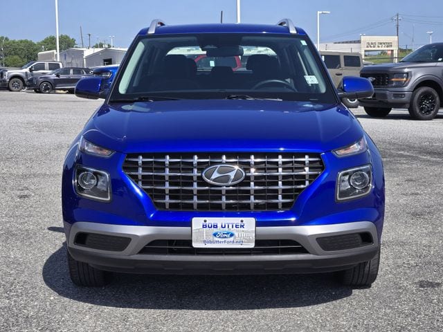 Used 2024 Hyundai Venue SEL with VIN KMHRC8A33RU311056 for sale in Denison, TX