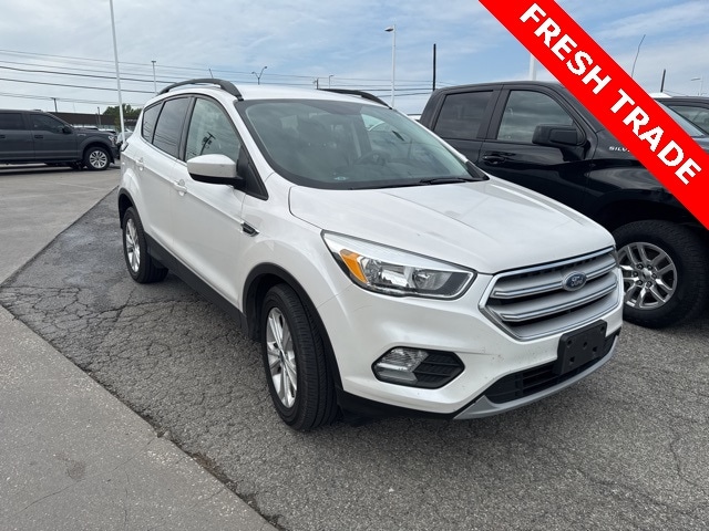 Used 2018 Ford Escape SE with VIN 1FMCU0GDXJUB72844 for sale in Denison, TX