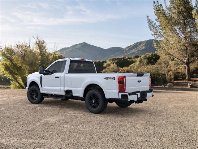 2025 Ford F-350 XL photo 3