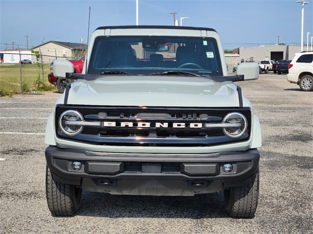 Used 2022 Ford Bronco 4-Door Outer Banks with VIN 1FMEE5BP8NLB48641 for sale in Denison, TX