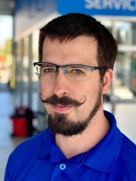 Staff member Vance Cole from ID_7dfd7b