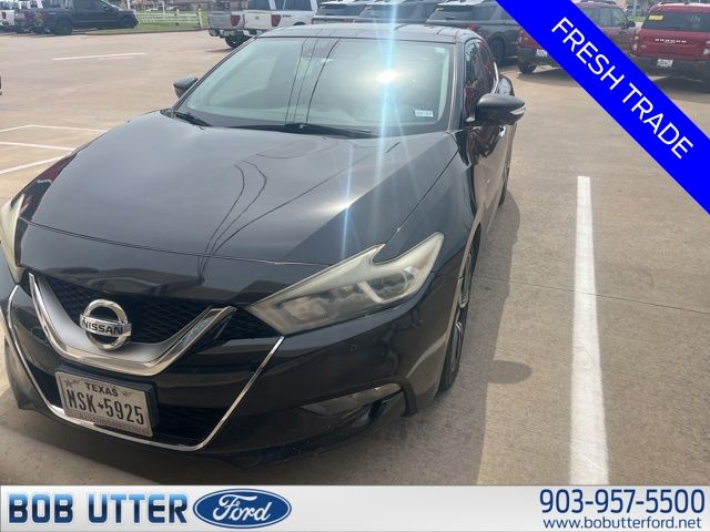 2016 Nissan Maxima Platinum's photo