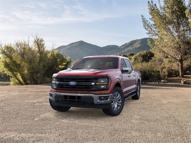 2025 Ford F-150 XLT photo 2