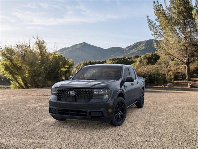 2025 Ford Maverick XLT photo 2