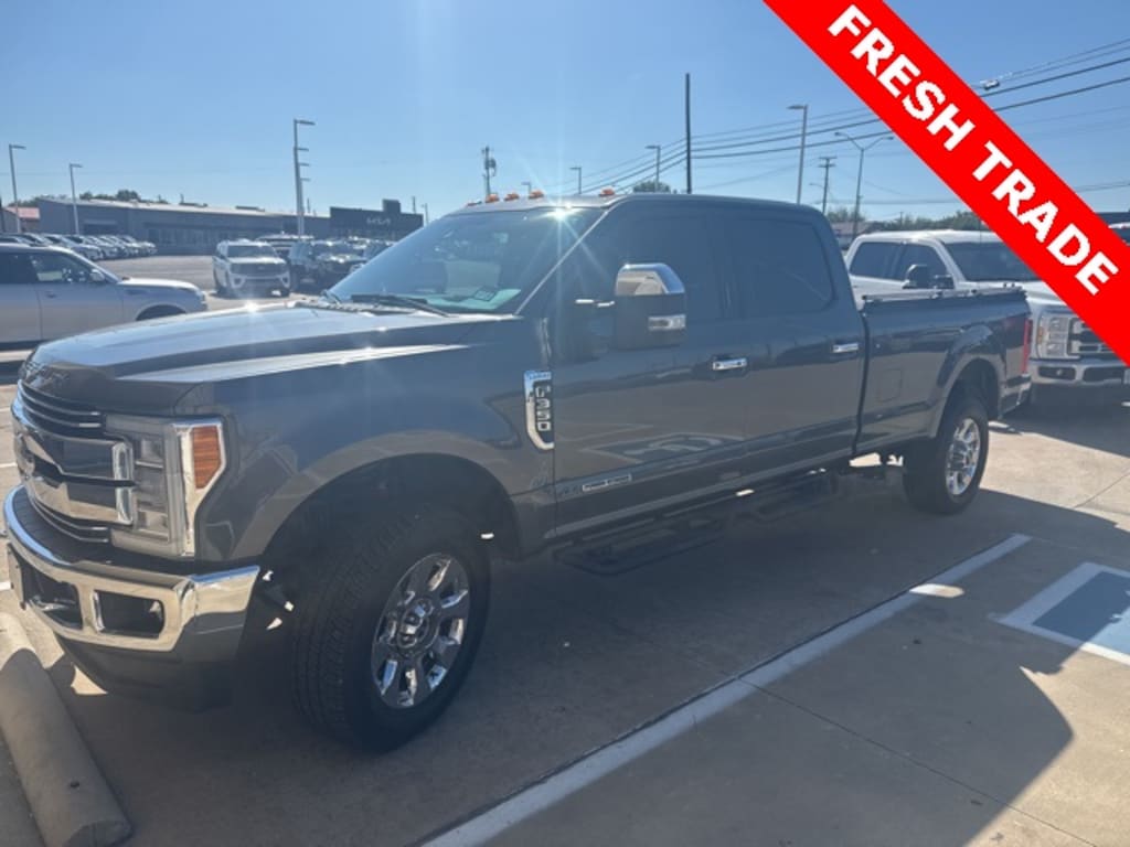 Used 2017 Ford F-350SD Lariat Truck