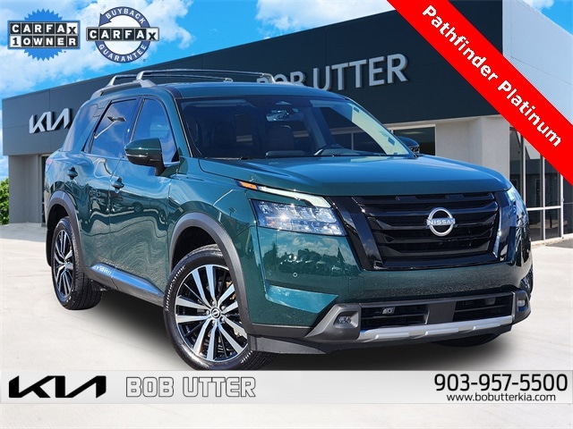 2025 Nissan Pathfinder Platinum's photo