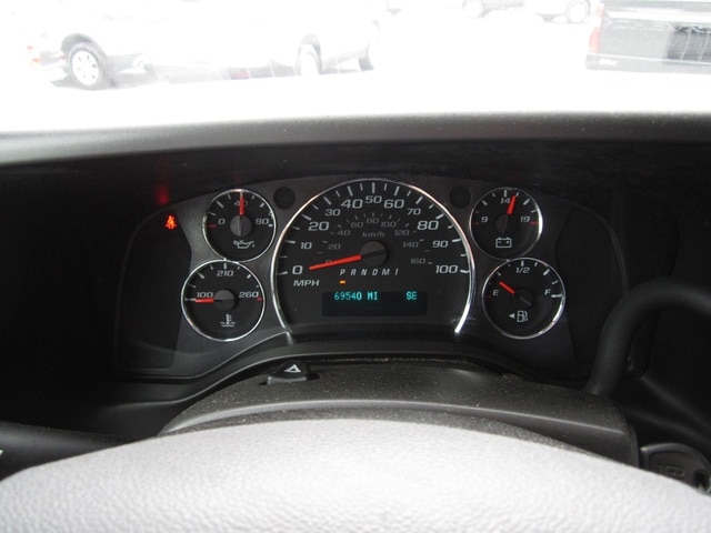 2019 Chevrolet Express Passenger LT - Photo 10